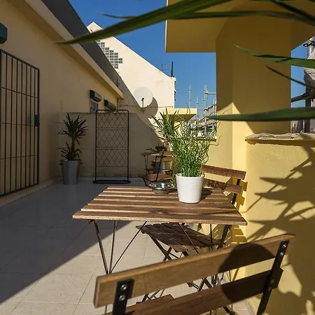 Lxroller Marques Pombal Penthouse Guest house *