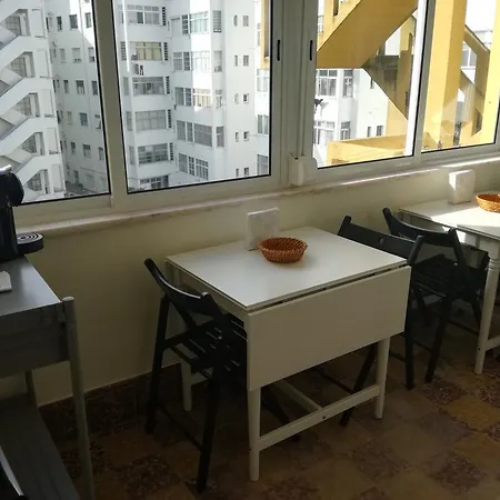 Guest house Lxroller Marques Pombal Penthouse Lisbon